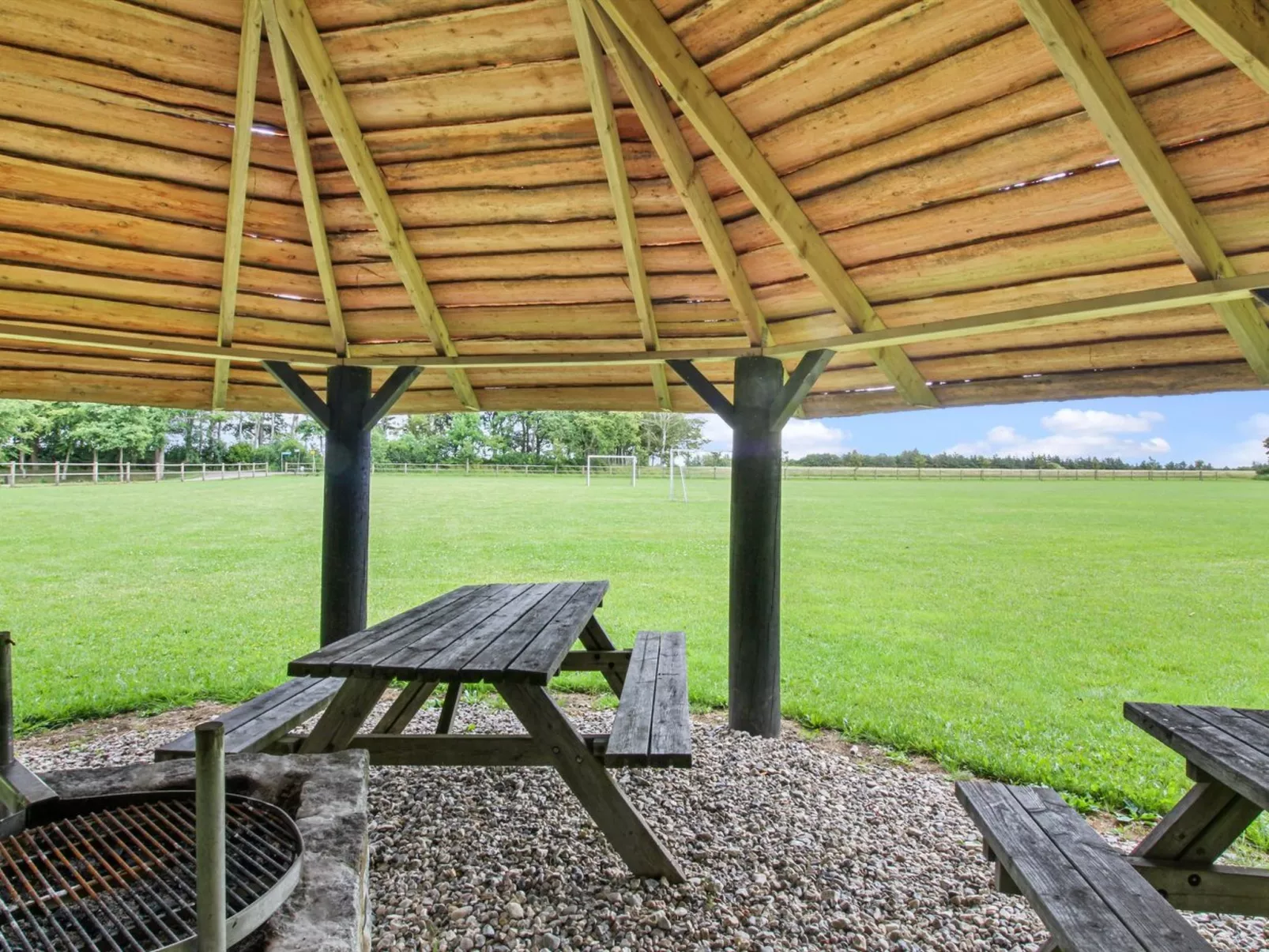 "Eini" - 4.5km from the sea-Buiten