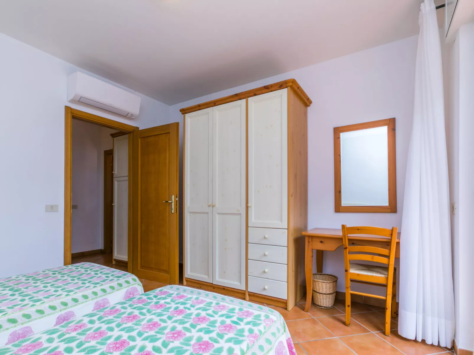 Three-room apartment-Binnen