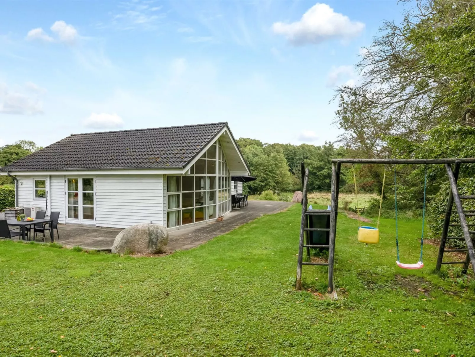 "Bjerund" - 250m from the sea-Buiten