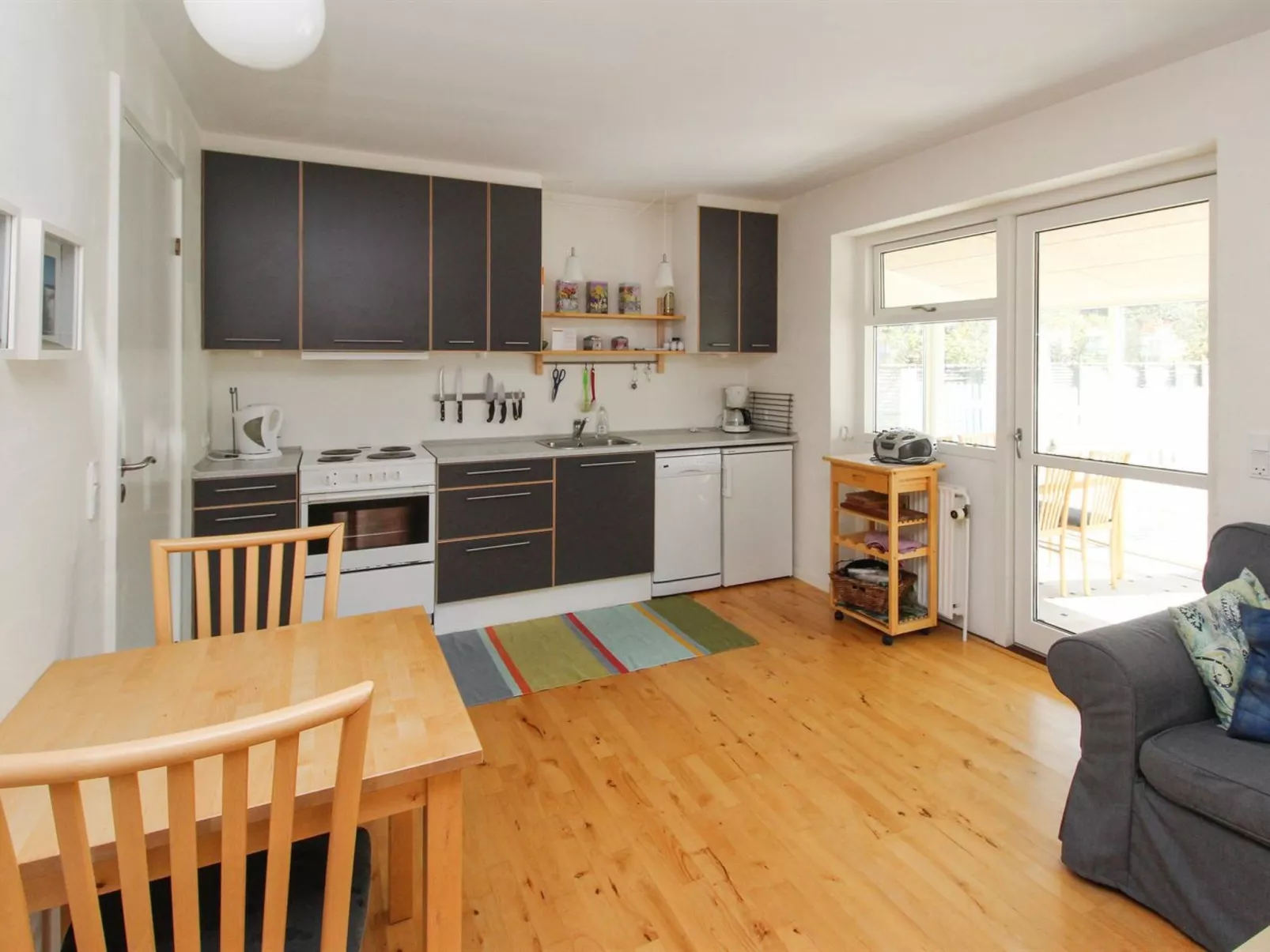 "Adla" - 450m from the sea-Binnen