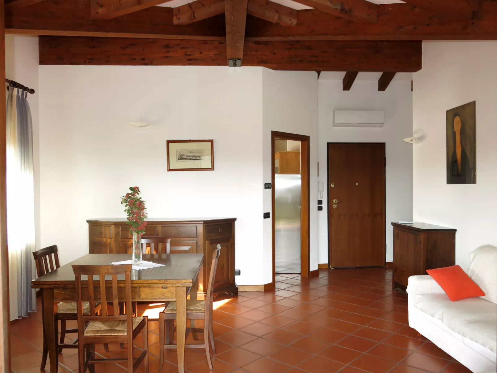 Casa Monte Nero-Binnen