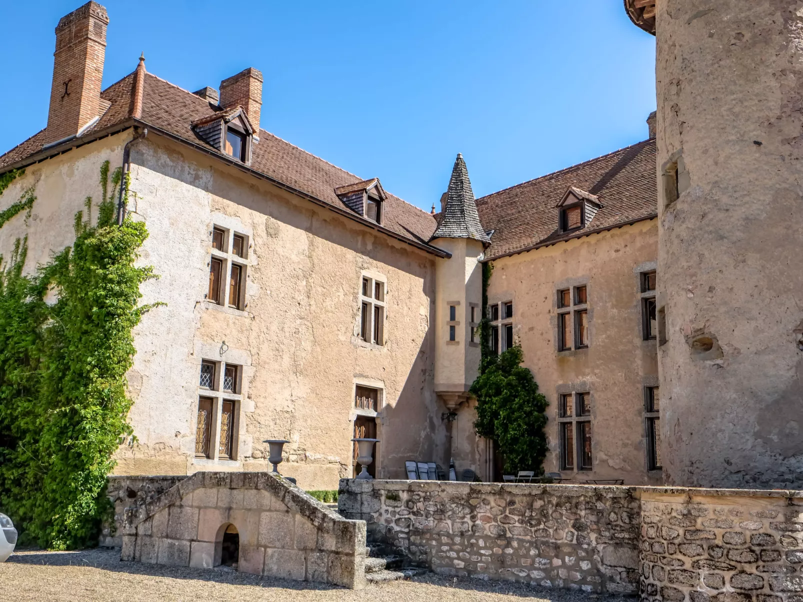 La Maison du Chateau-Buiten