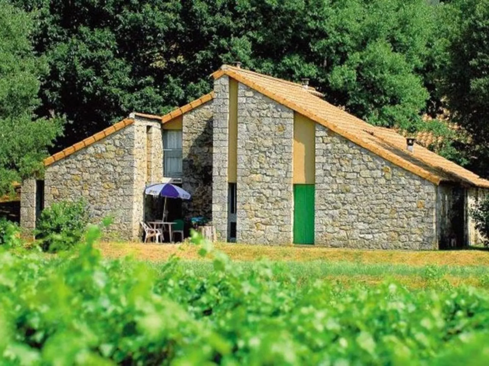 Les Vans-Cottage 3 pièces 6 personnes-Buiten