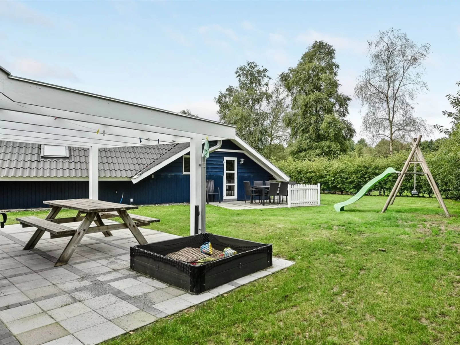 "Ines" - 25km from the sea-Binnen