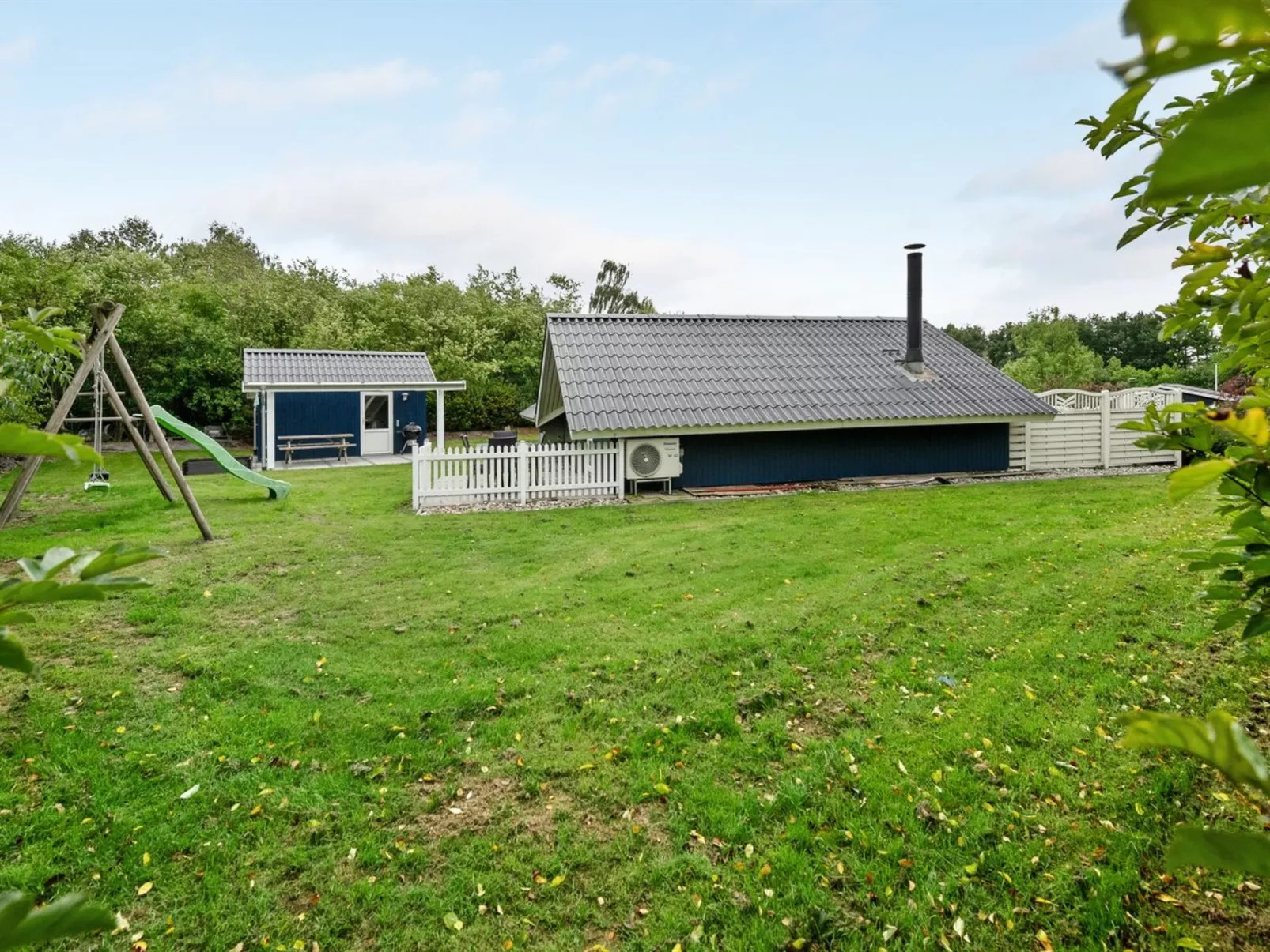 "Ines" - 25km from the sea-Binnen