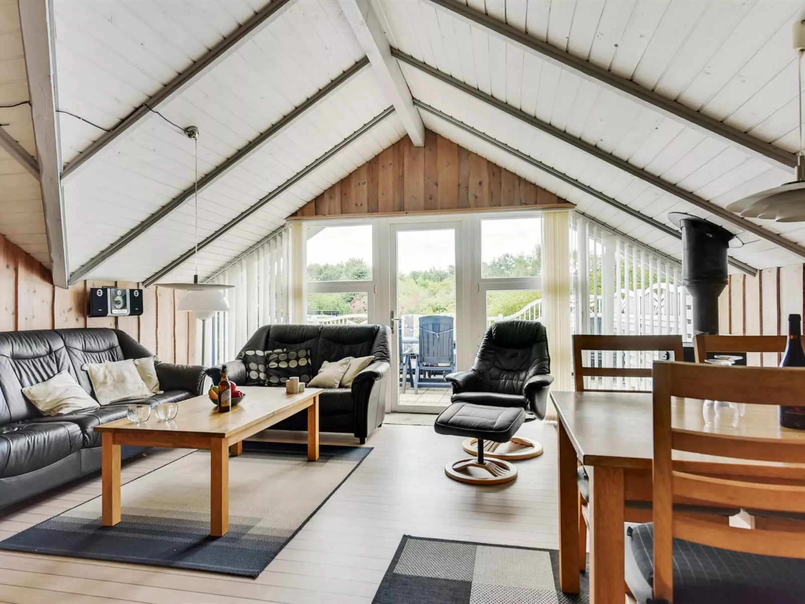 "Ines" - 25km from the sea-Buiten