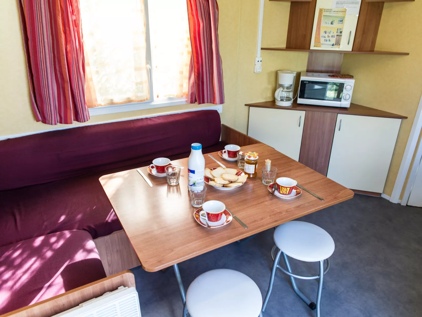Camping La Plage-Binnen