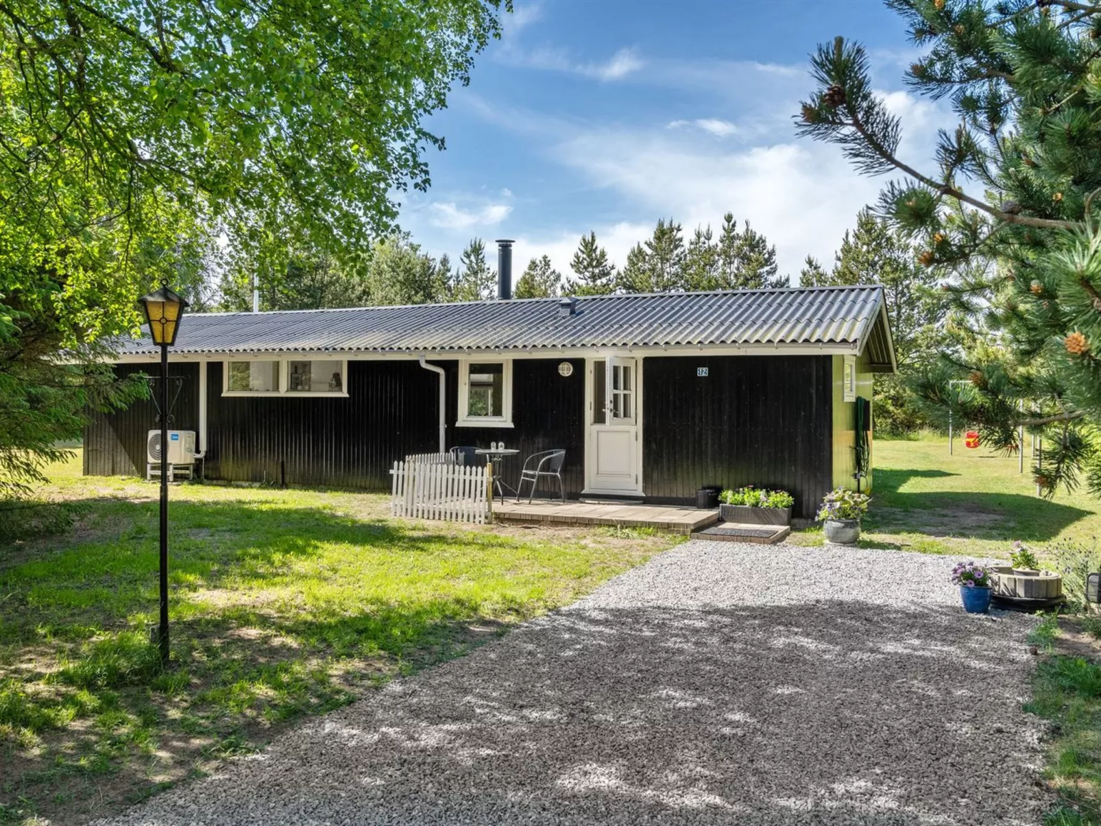 "Ally" - 250m from the sea-Buiten