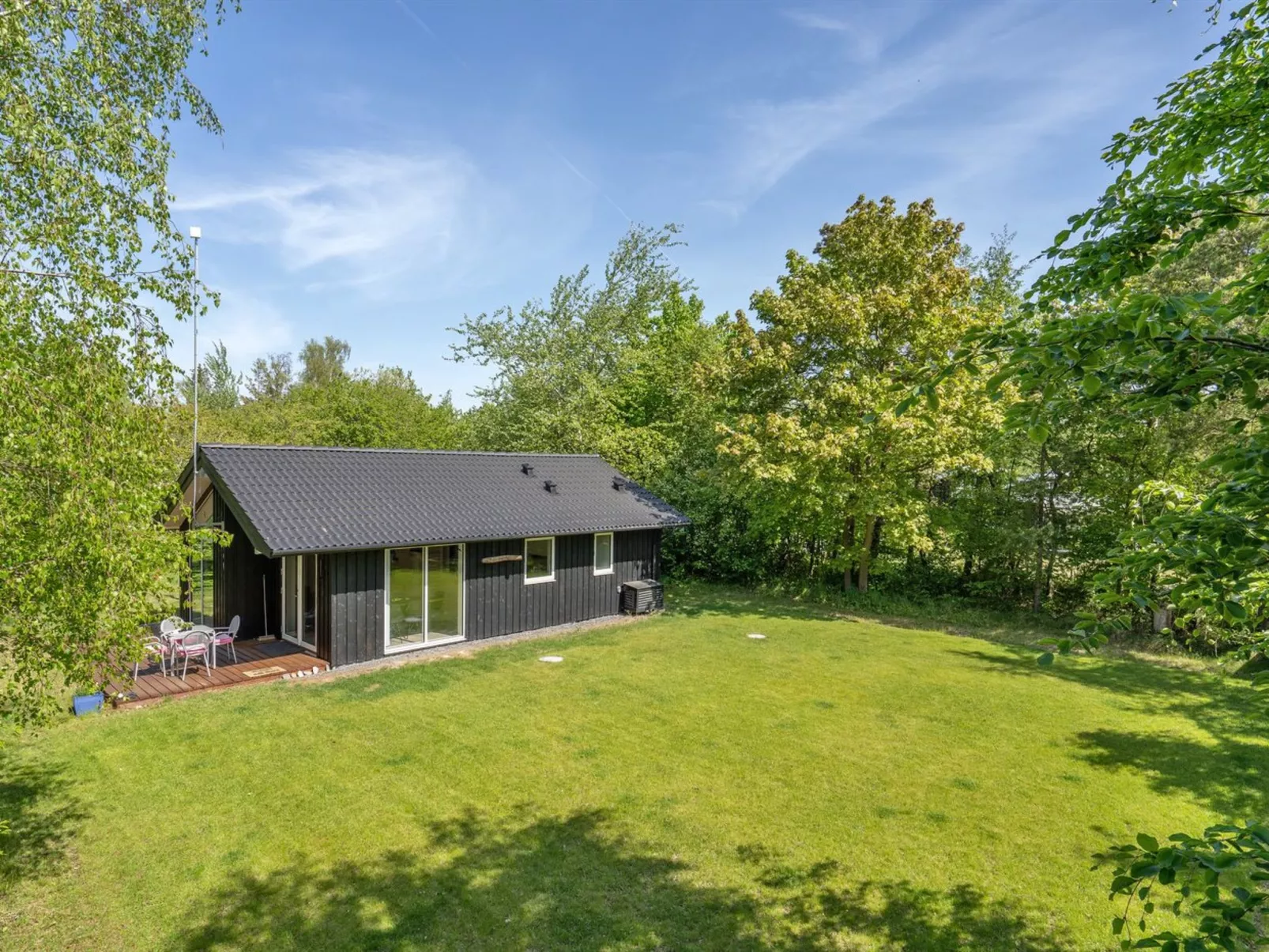"Tancred" - 200m from the sea-Buiten
