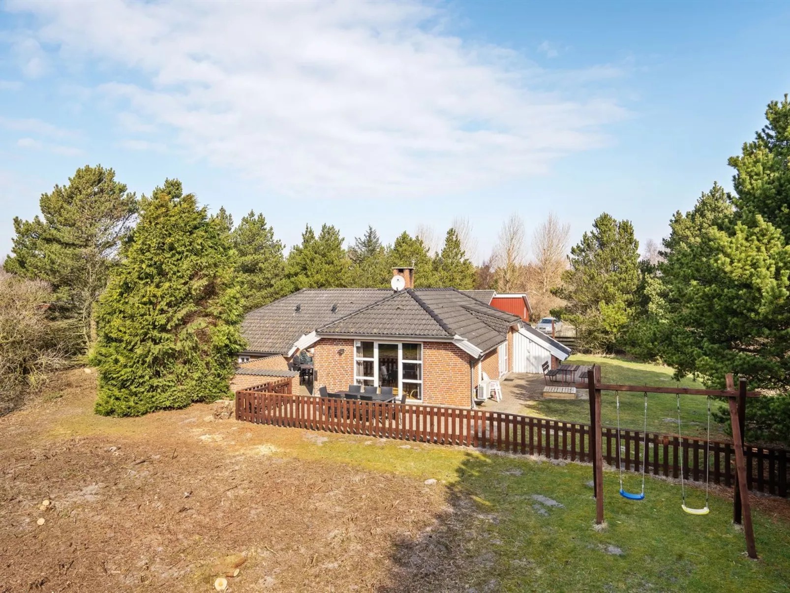 "Botulf" - 3.8km from the sea-Binnen
