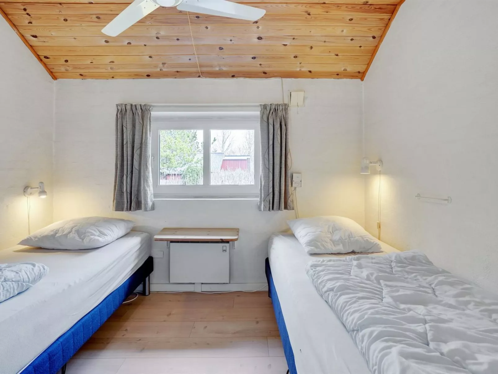 "Botulf" - 3.8km from the sea-Binnen