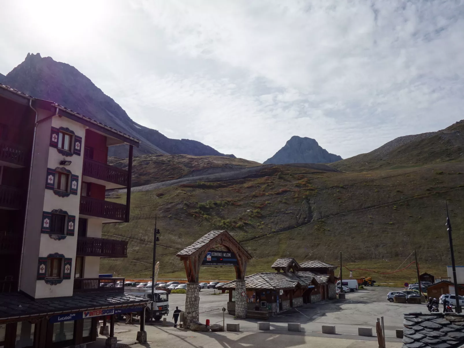 Rond Point des Pistes-Buiten