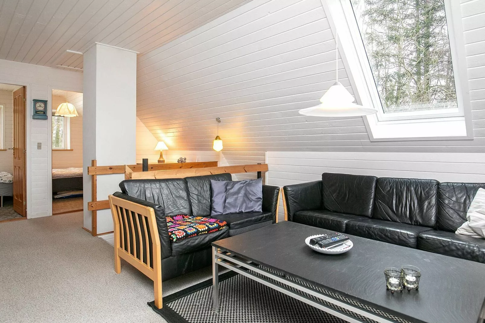 Schattig bakstenen huis in Øster Assels met een balkon-Binnen