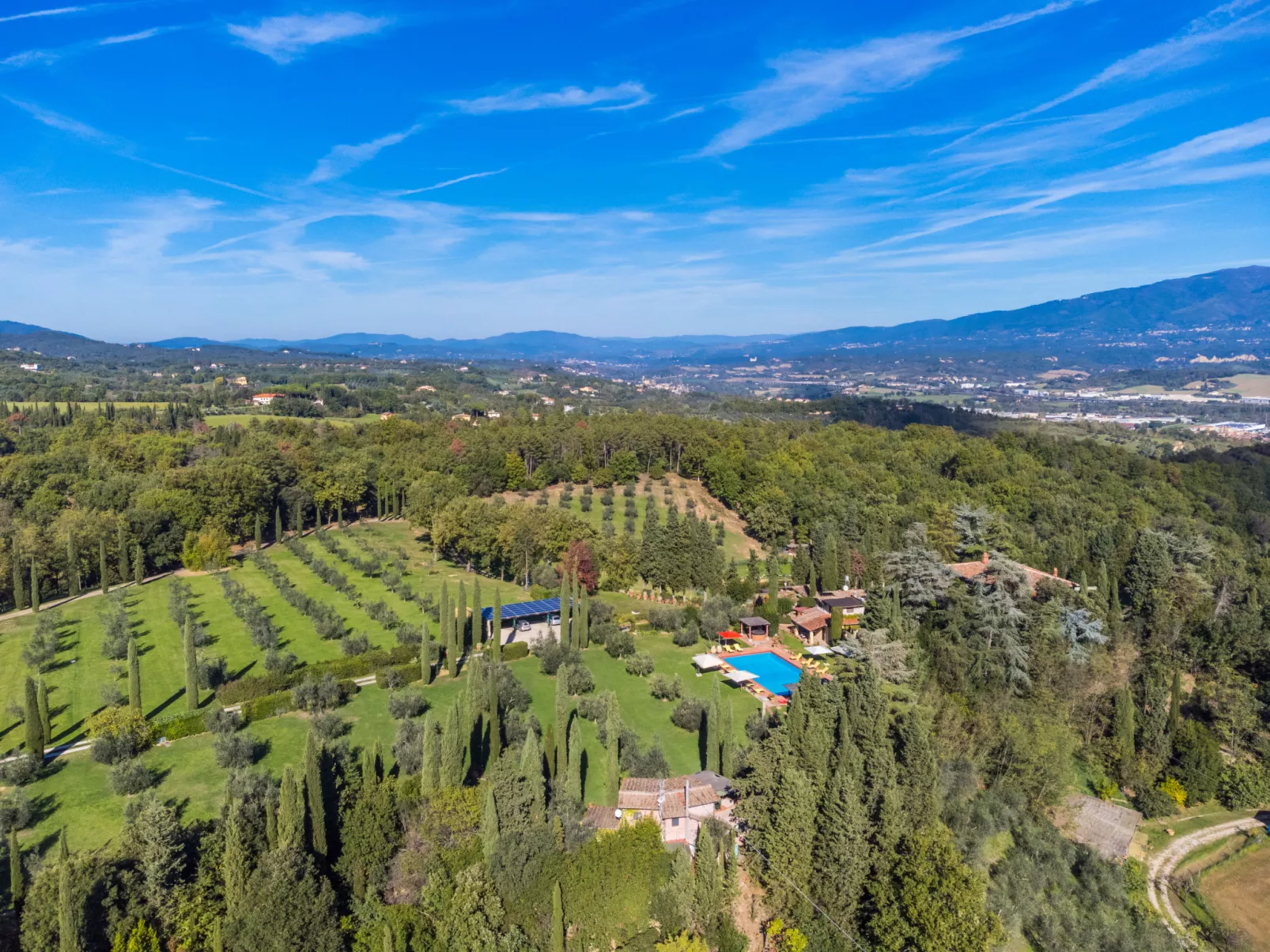 La Torre + Fienile + Casa Prato-Buiten