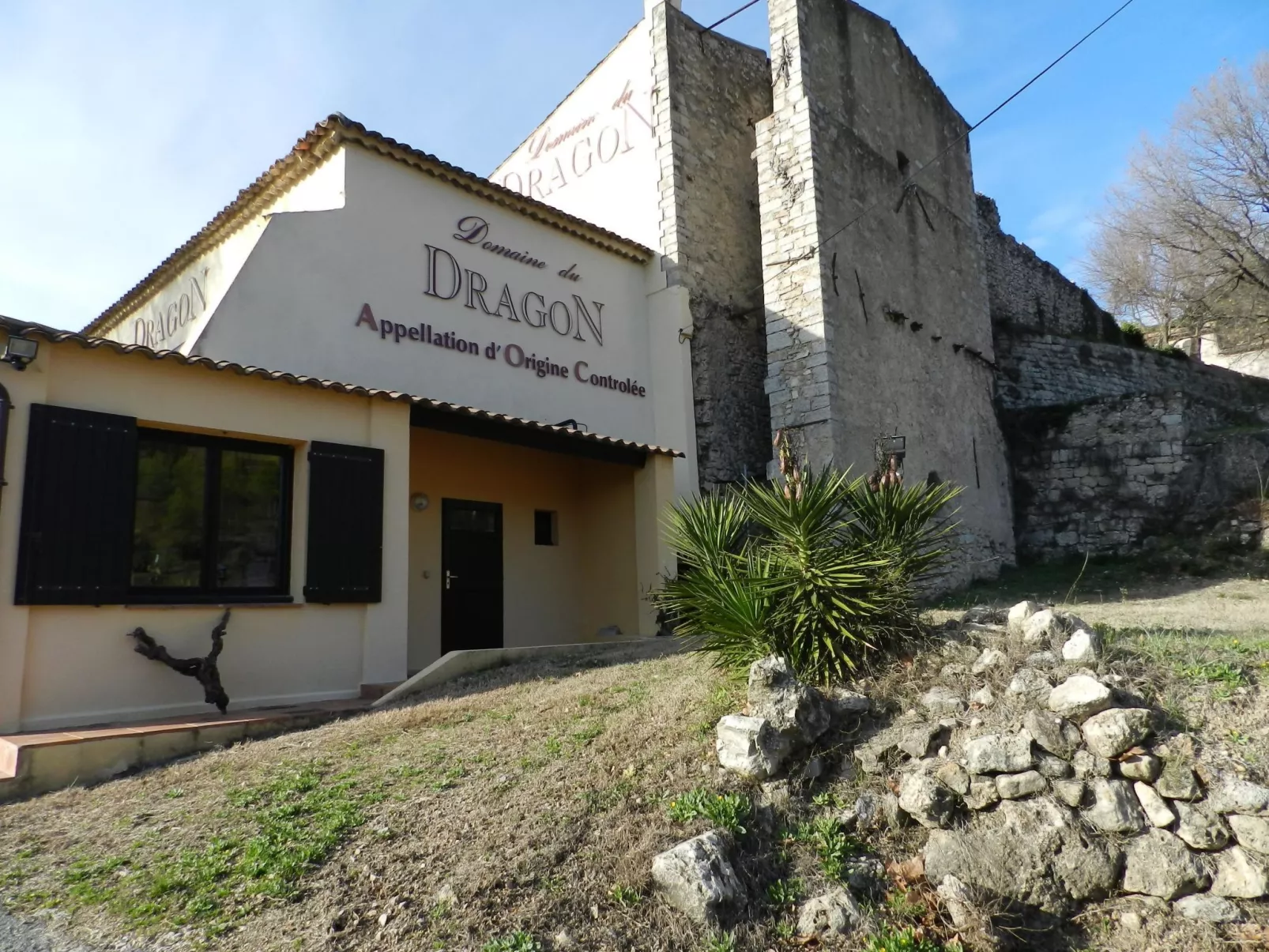 Domaine du Dragon-Binnen