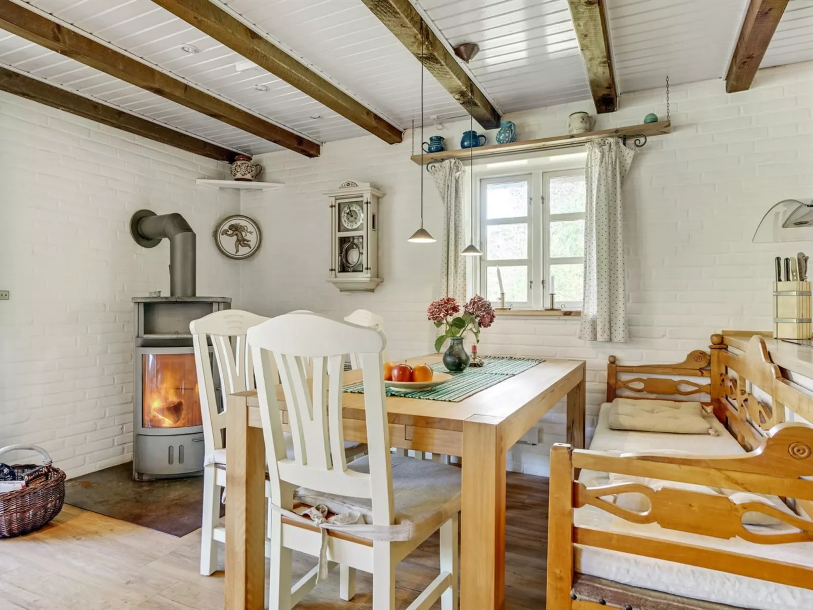 "Ariela" - 1.1km from the sea-Binnen