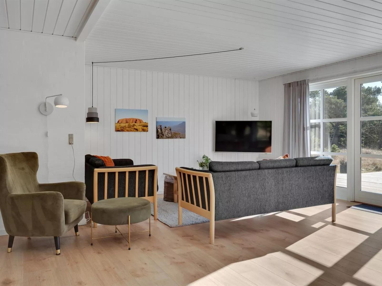 "Harpa" - 2.5km from the sea-Binnen