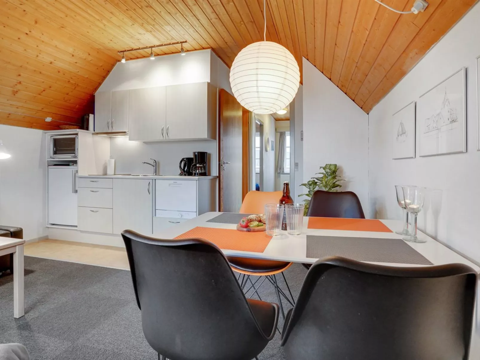 "Roya" - 1.9km from the sea-Binnen