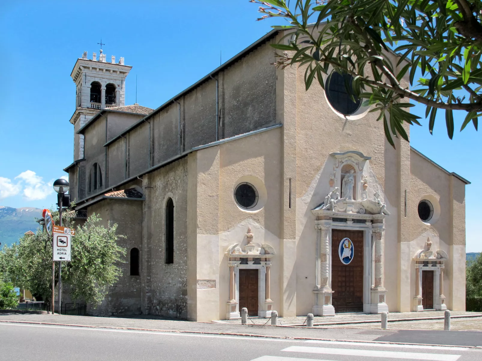 Borgo Alba Chiara-Omgeving