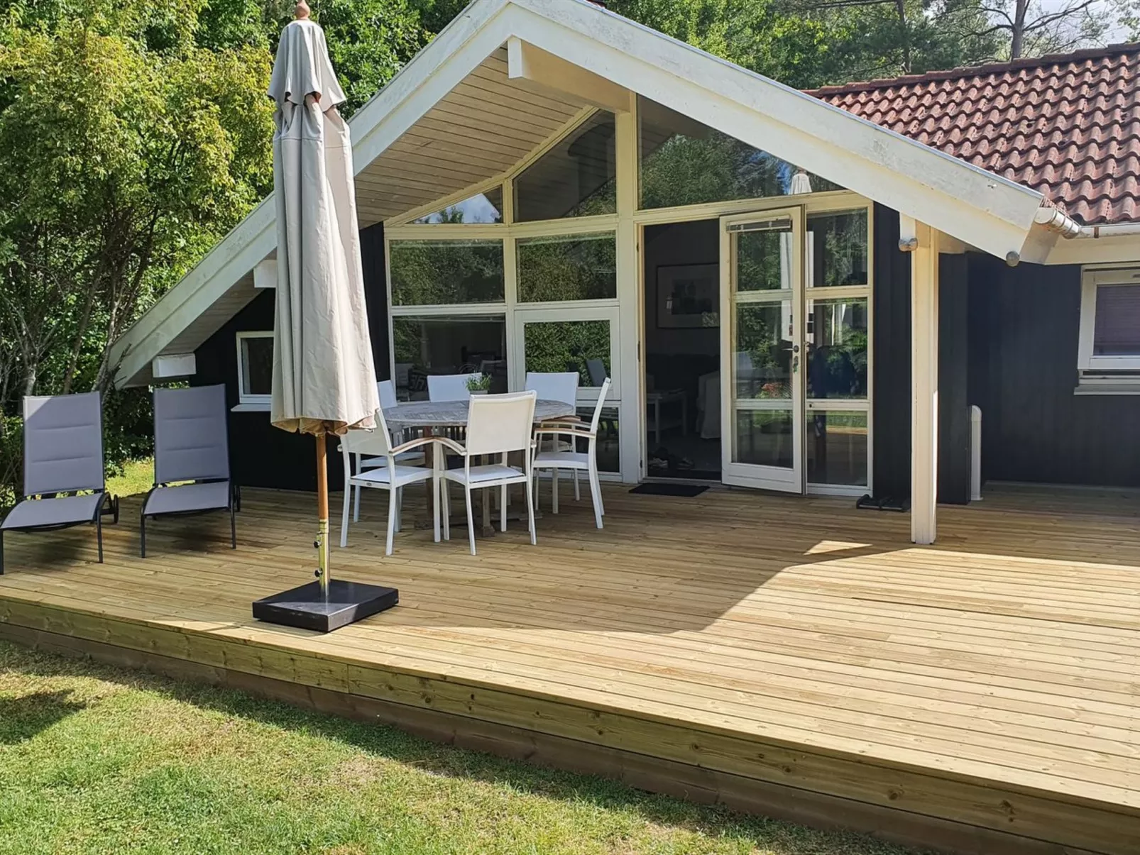 "Batsha" - 350m from the sea-Binnen