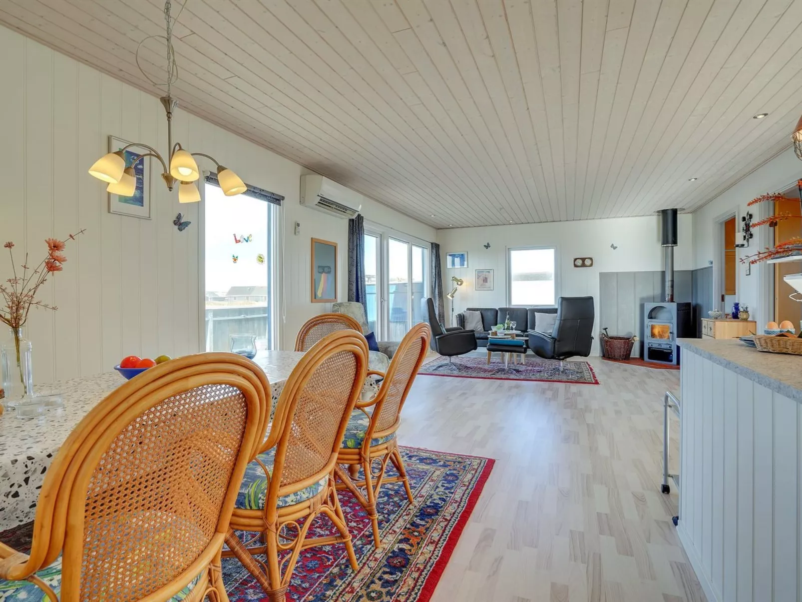 "Soyala" - 400m from the sea-Binnen