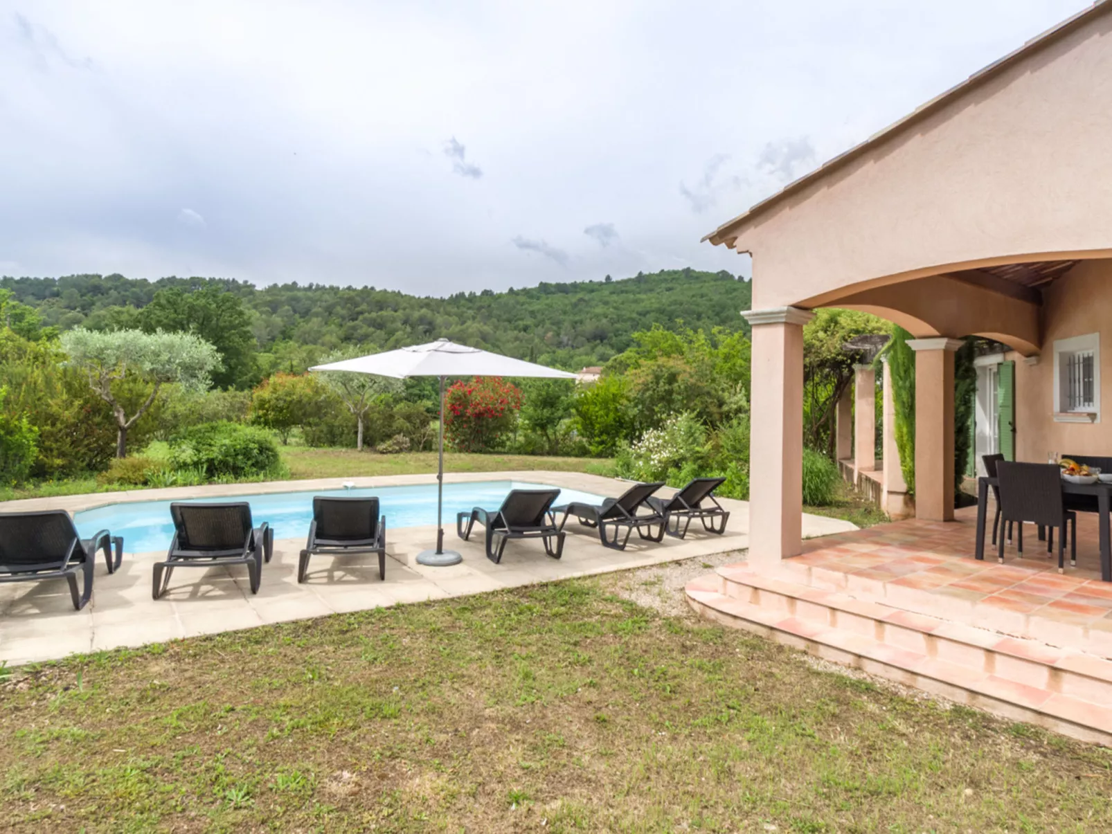 Domaine de Camiole-Buiten