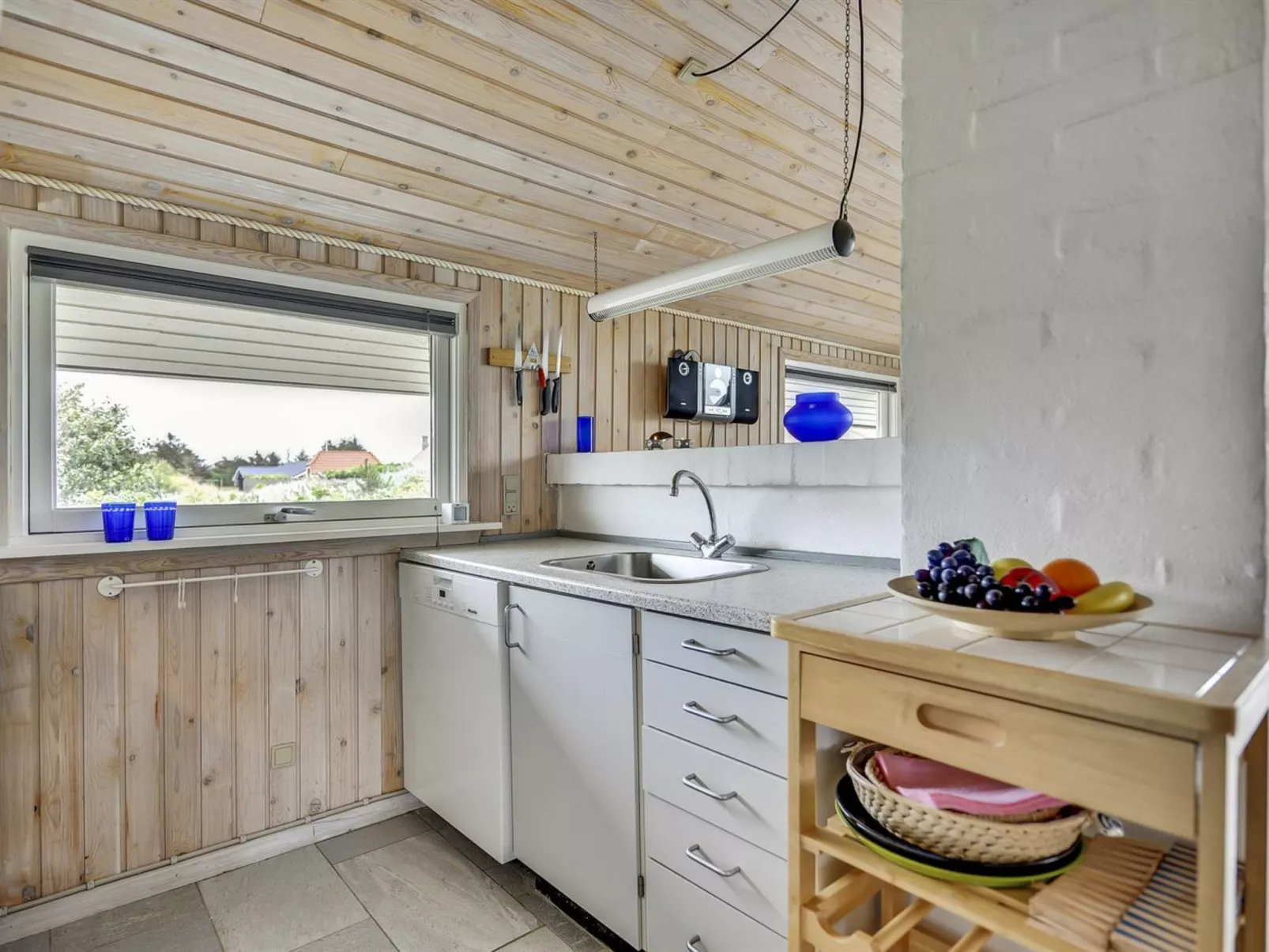 "Silia" - 1.3km from the sea-Binnen