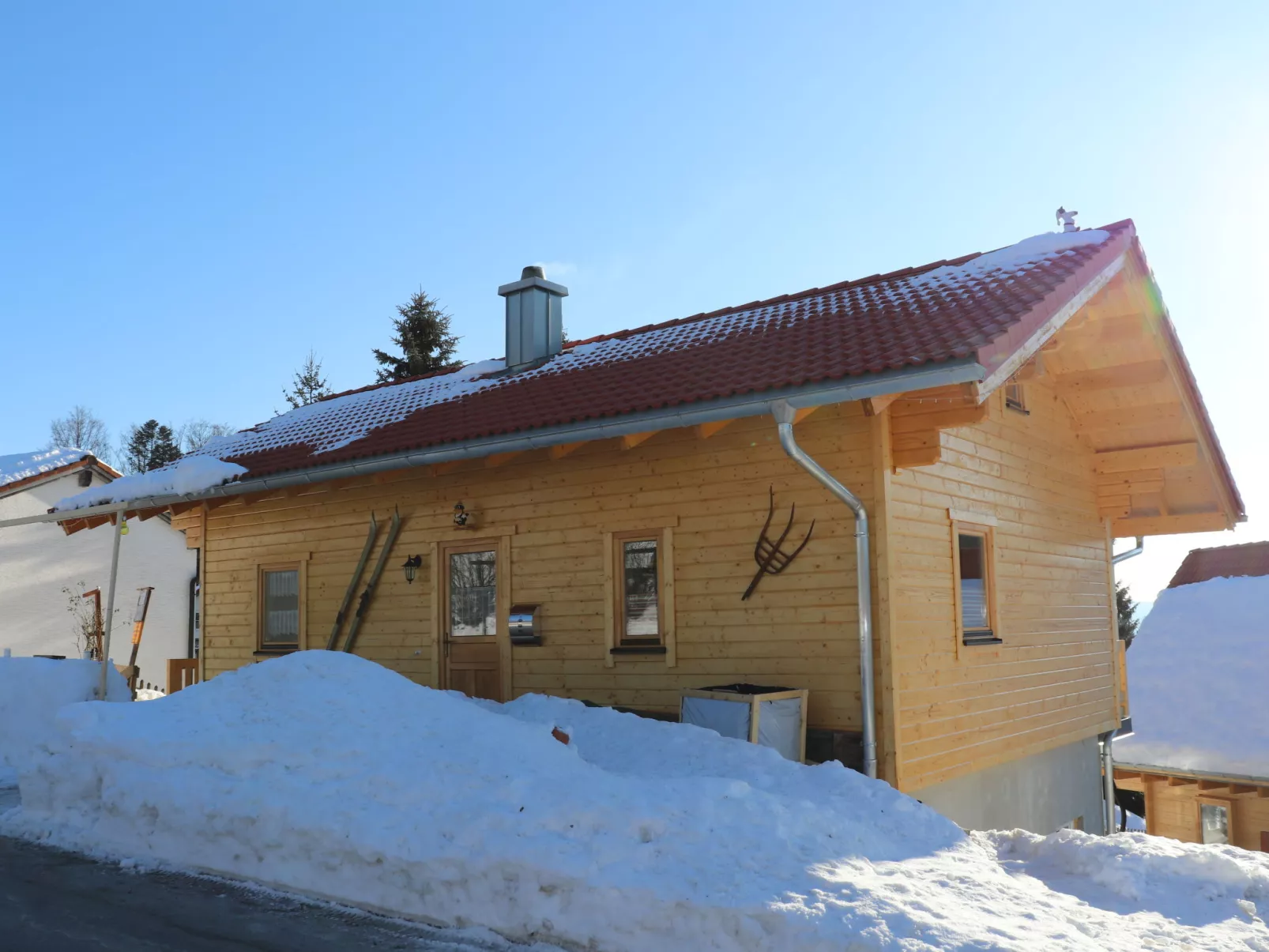 Chalet Toni mit Sauna-Buiten