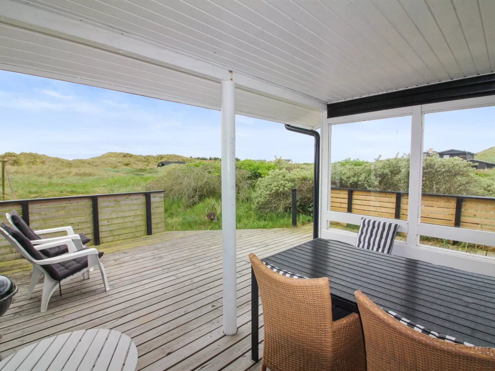 "Graver" - all inclusive - 250m from the sea-Binnen
