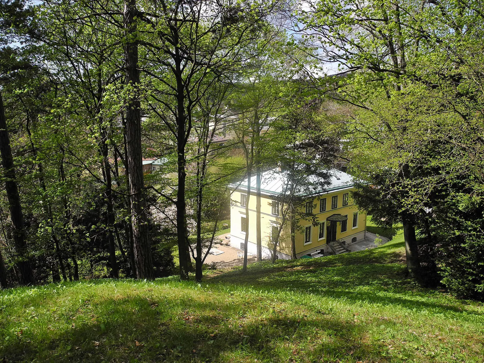 Villenapartment Neuwaldegg-Buiten