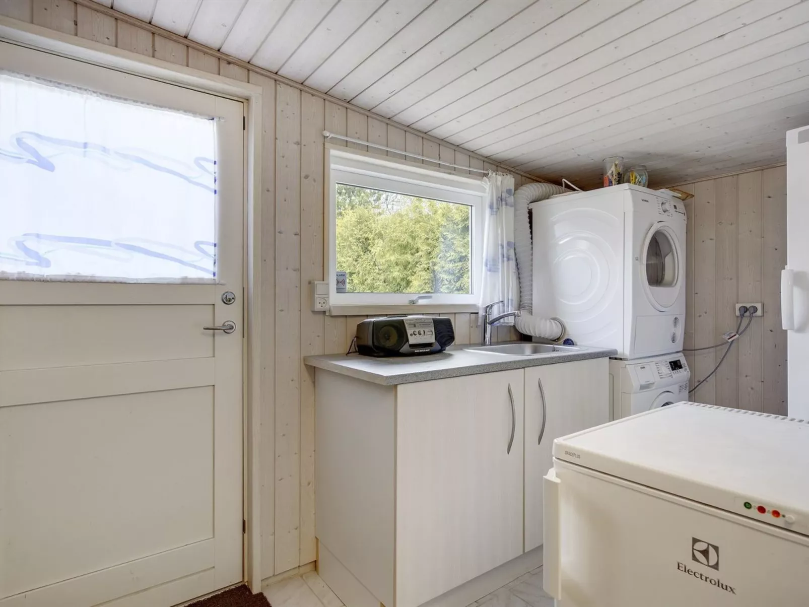 "Frithlef" - 900m from the sea-Binnen