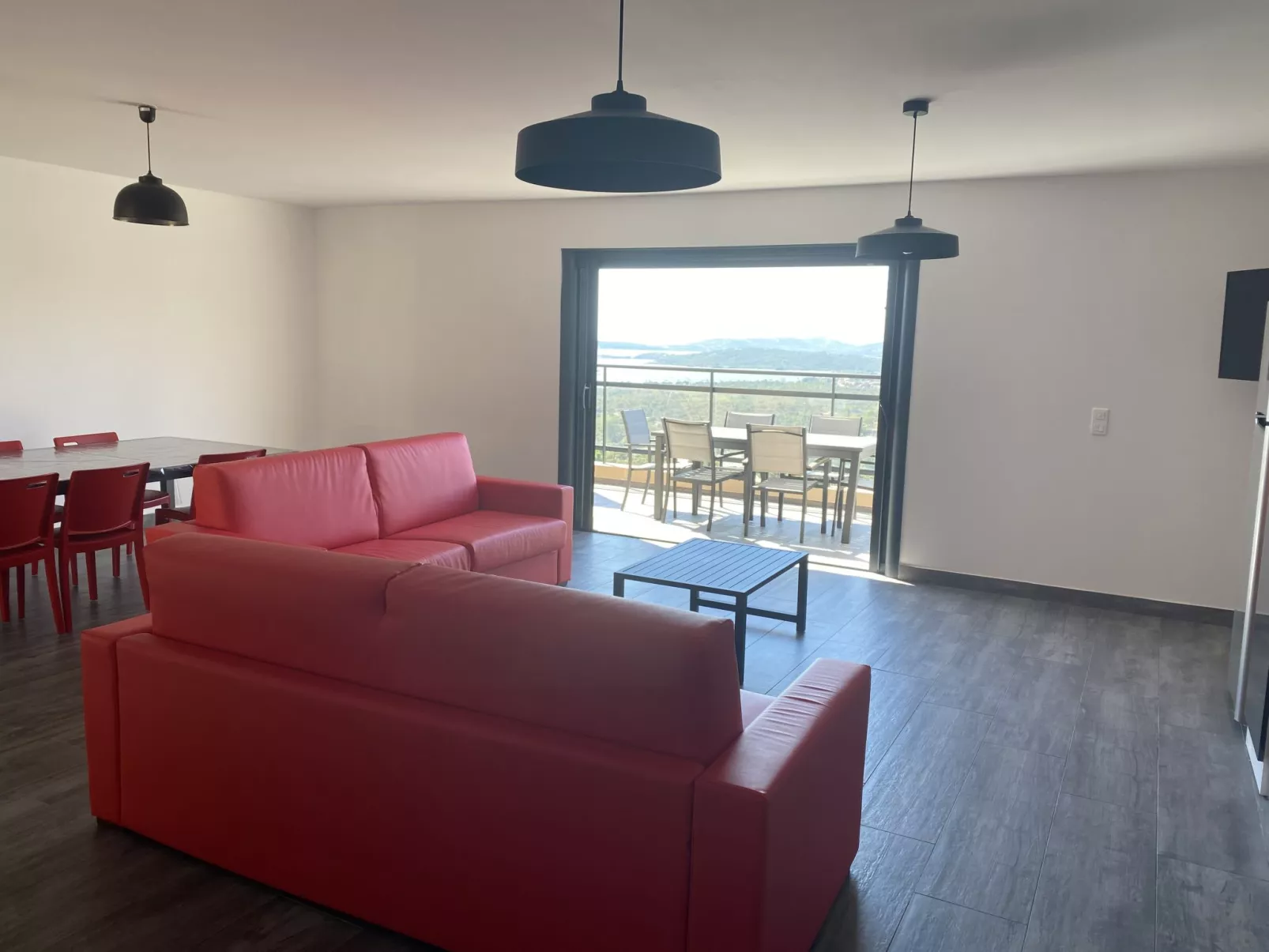 Maison mitoyenne, 190m² vue mer-Binnen