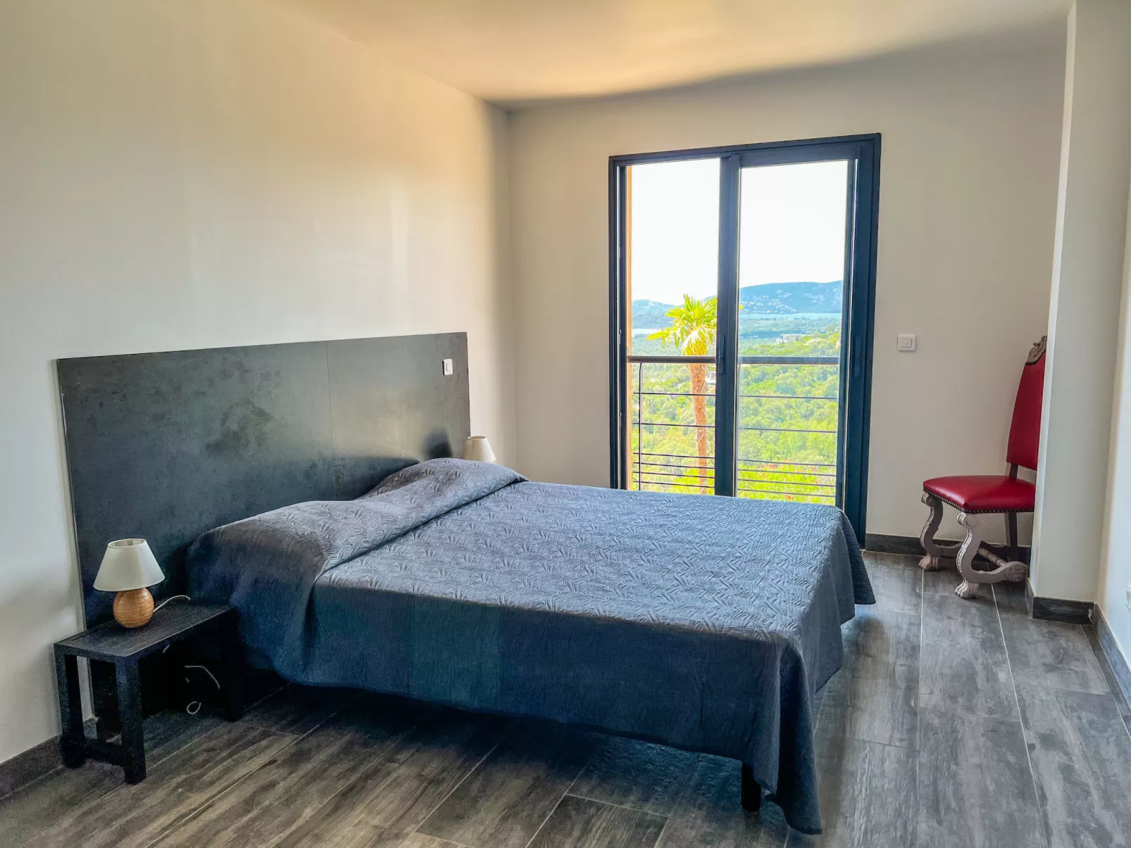 Maison mitoyenne, 190m² vue mer-Binnen