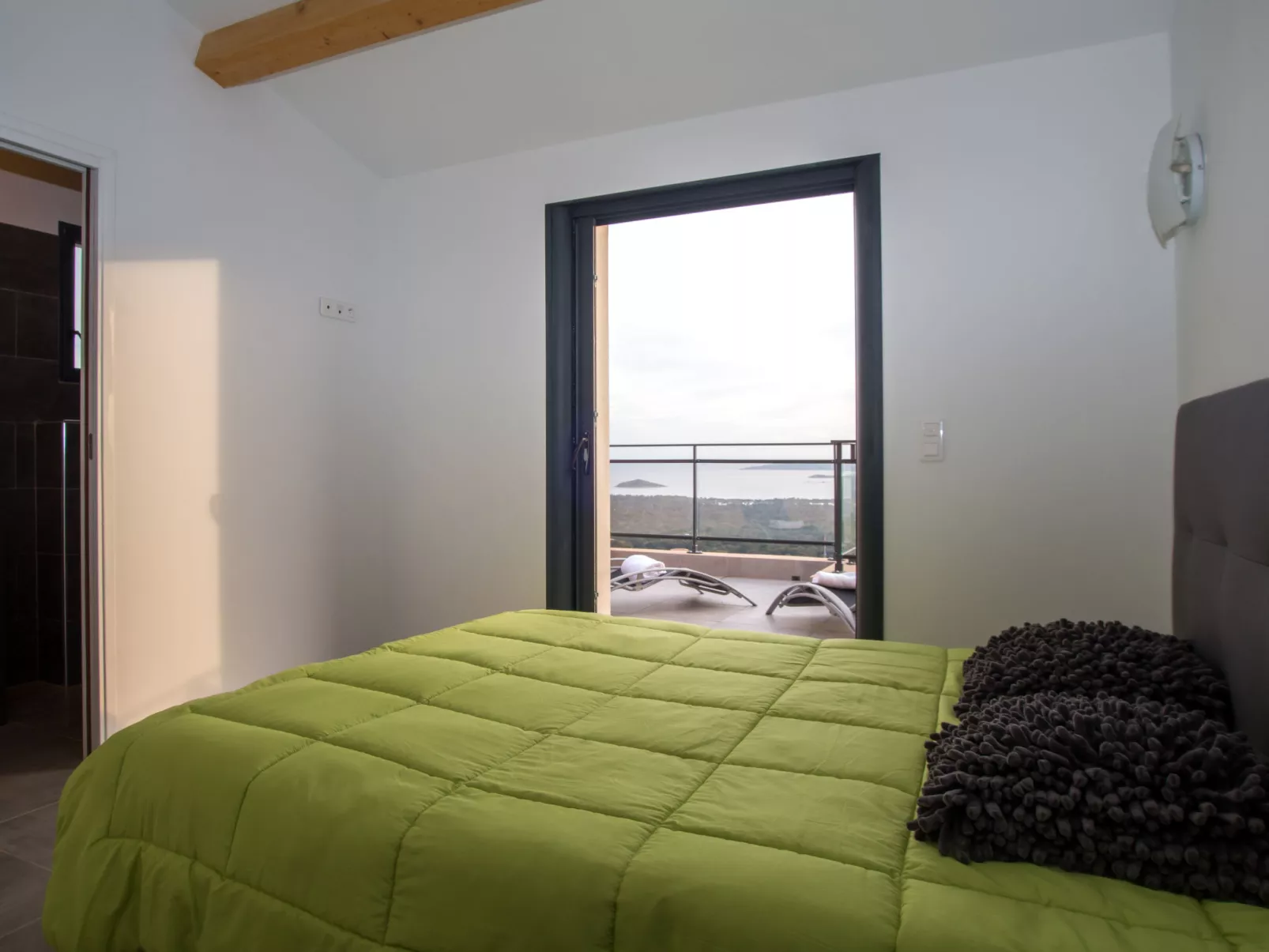 Maison mitoyenne, 190m² vue mer-Binnen