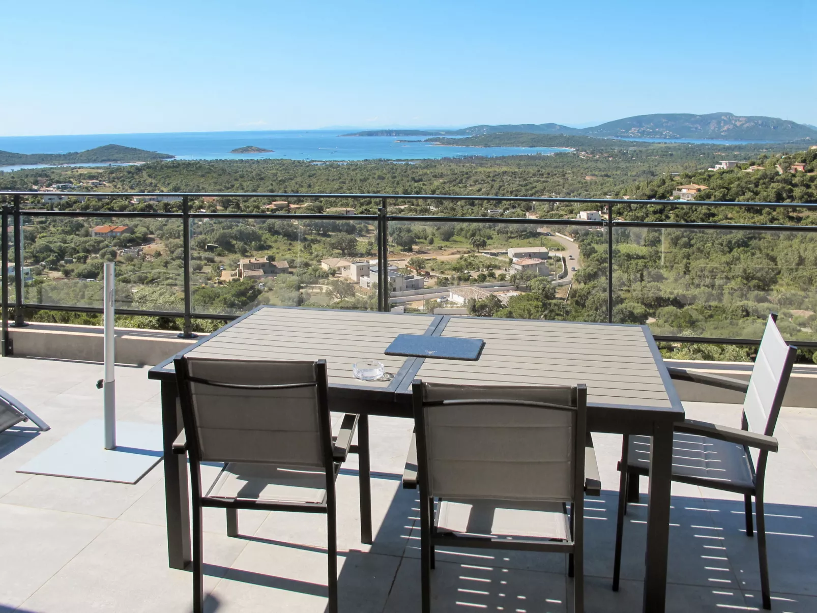 Maison mitoyenne, 190m² vue mer-Buiten