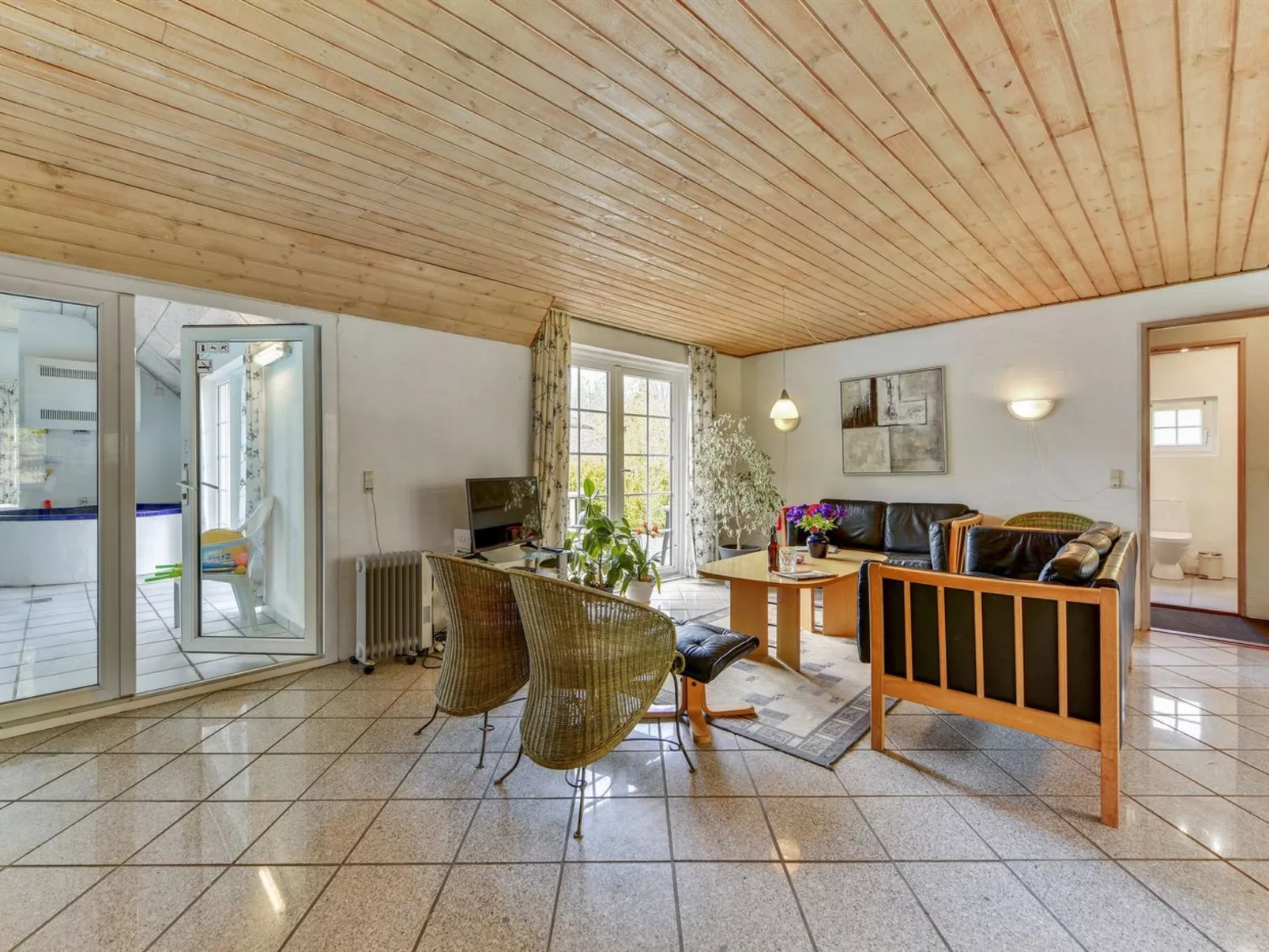 "Naya" - 2.5km from the sea-Binnen