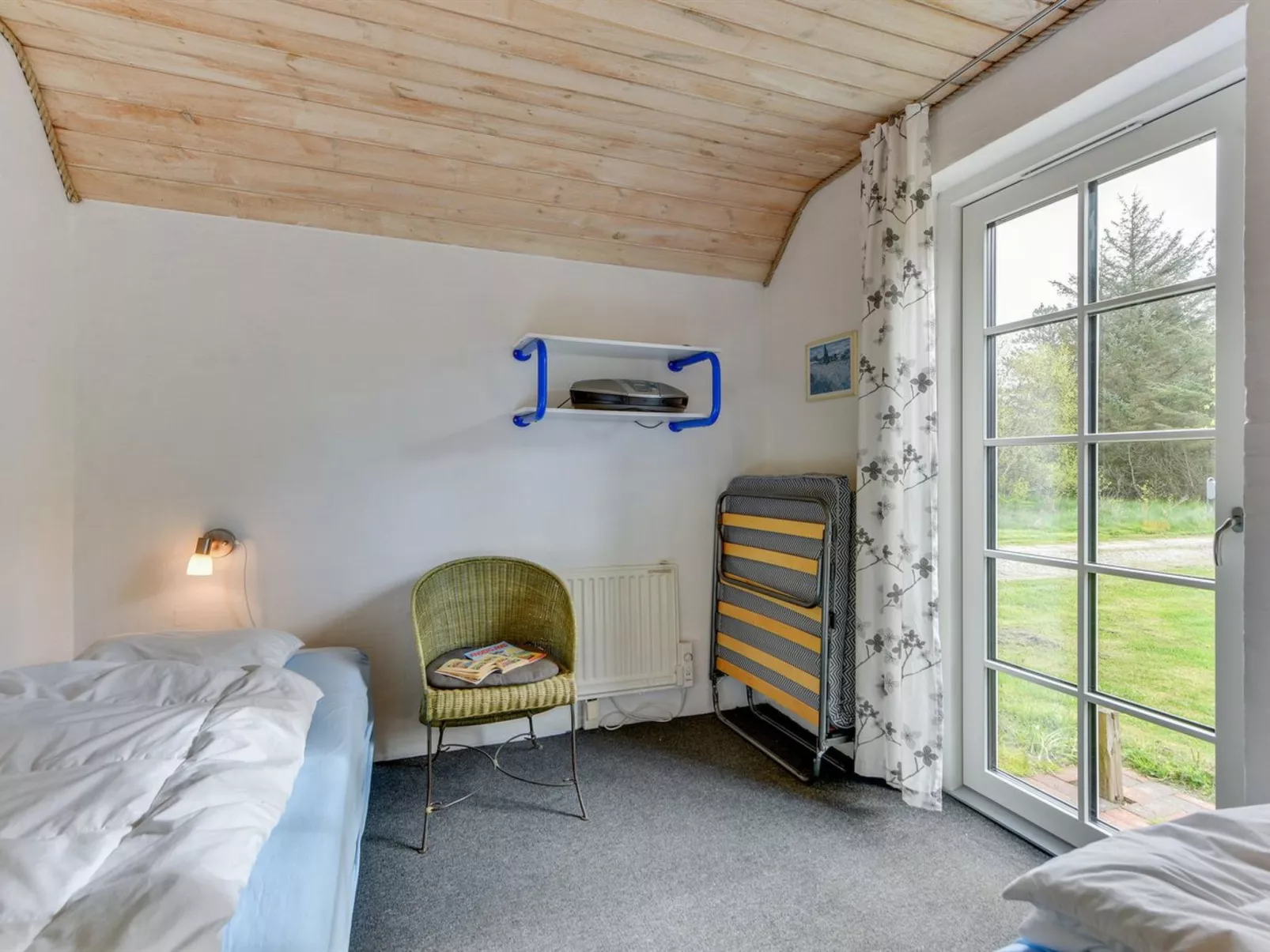 "Naya" - 2.5km from the sea-Binnen