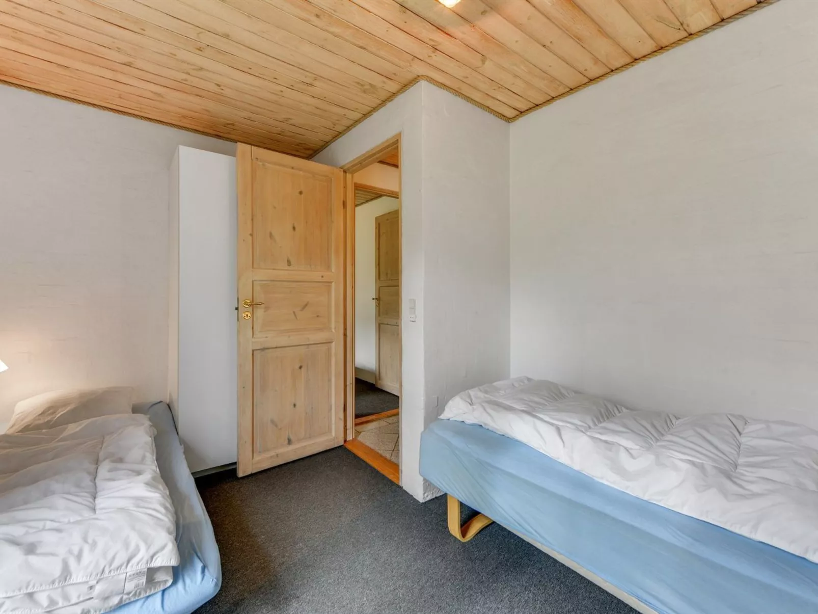 "Naya" - 2.5km from the sea-Binnen