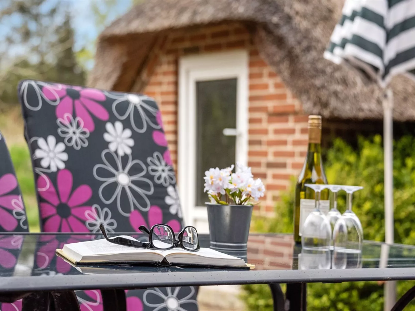 "Naya" - 2.5km from the sea-Buiten