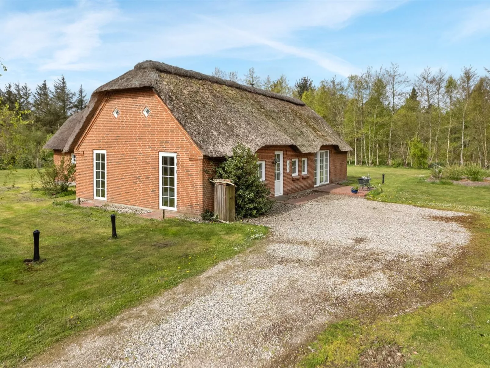"Naya" - 2.5km from the sea-Buiten