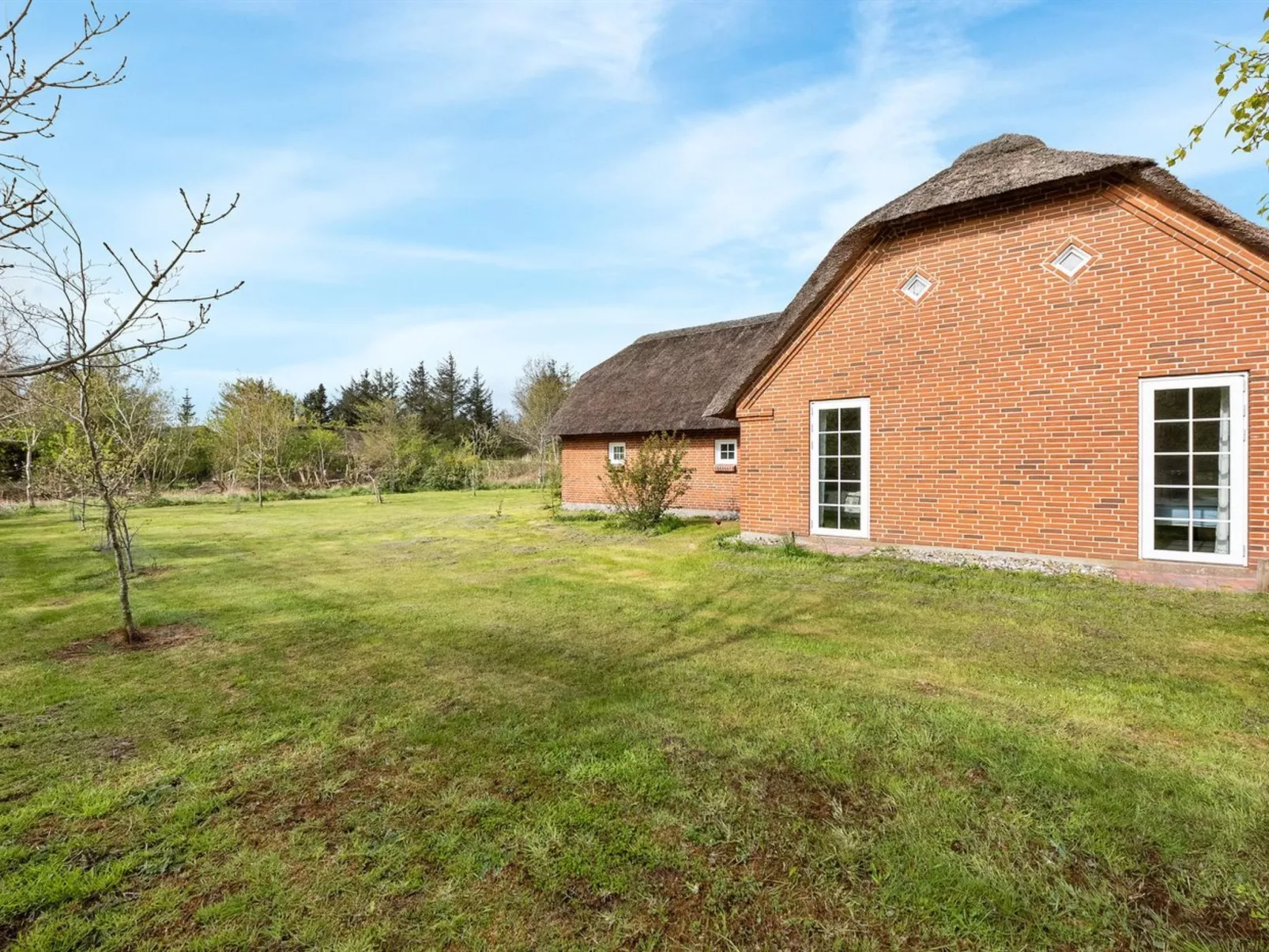 "Naya" - 2.5km from the sea-Buiten