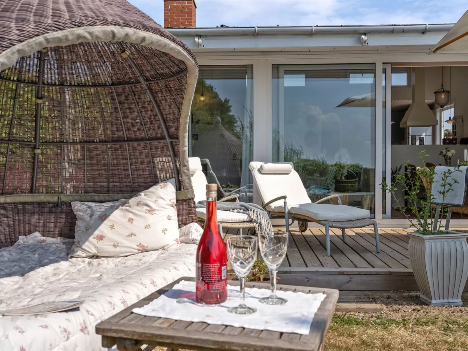 "Daike" - 25m from the sea-Buiten