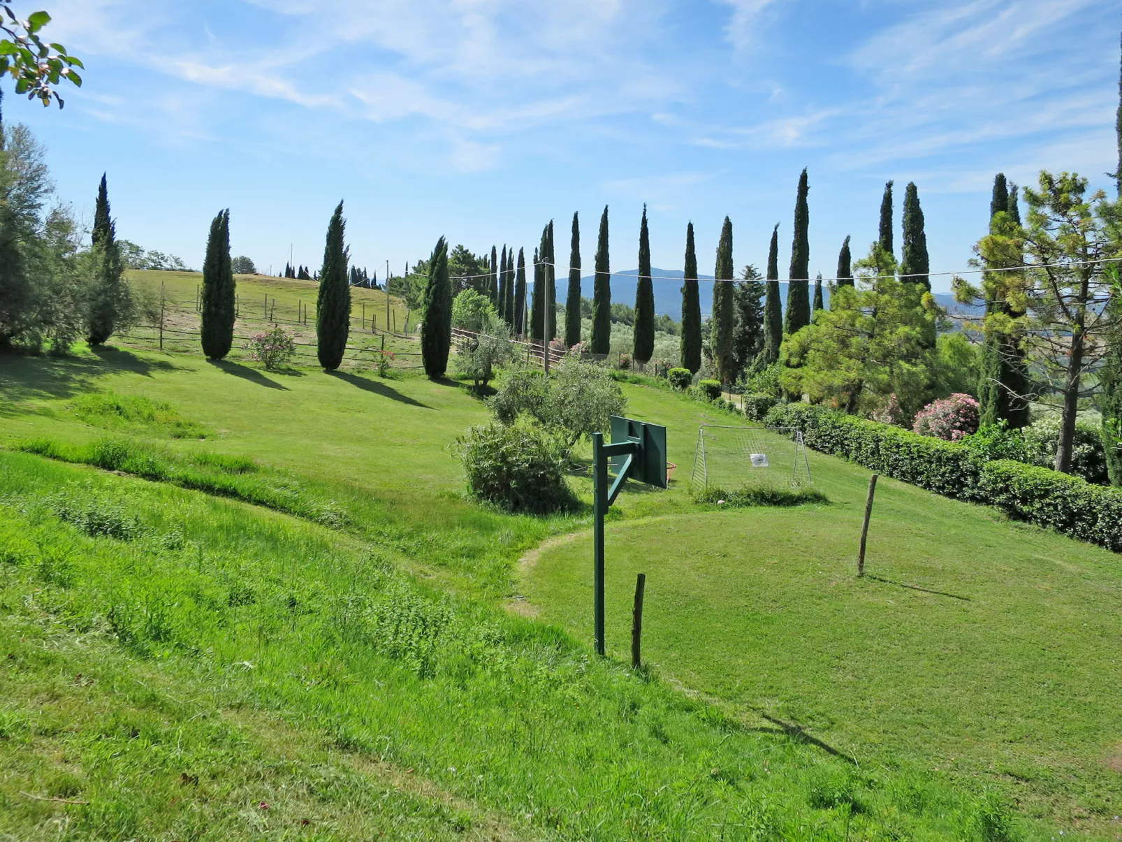 La Torre-Buiten