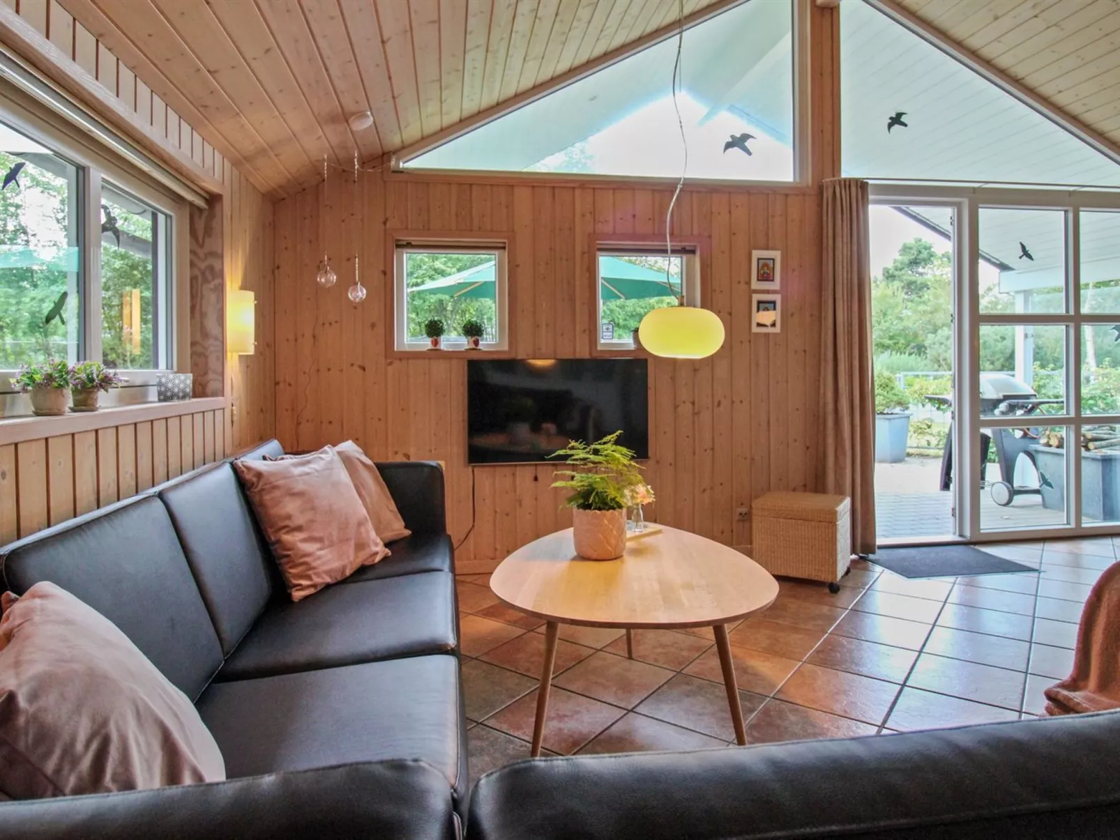 "Ulrikke" - 12km from the sea-Binnen