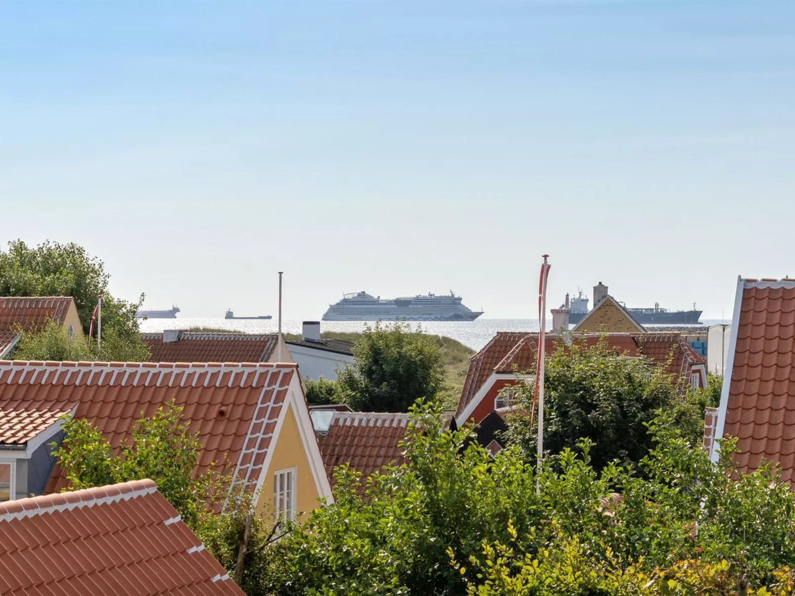"Jarkko" - 200m from the sea-Binnen