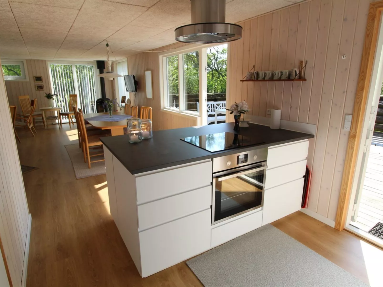 "Nielsine" - 1.5km from the sea-Binnen