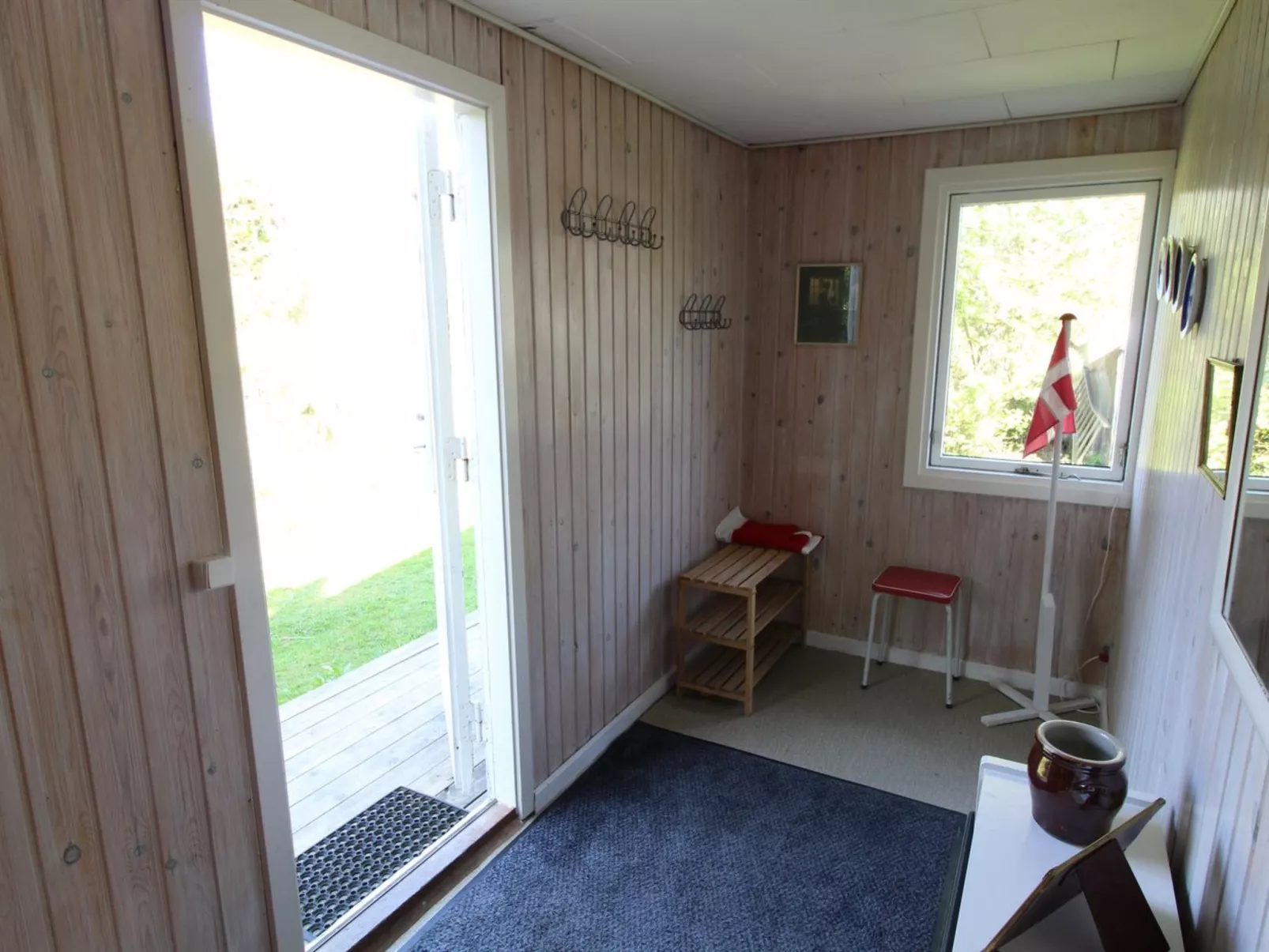"Nielsine" - 1.5km from the sea-Binnen