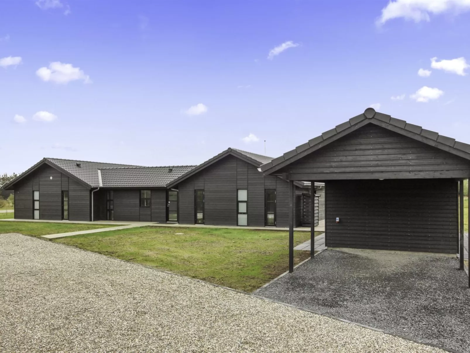 "Juho" - 900m from the sea-Buiten