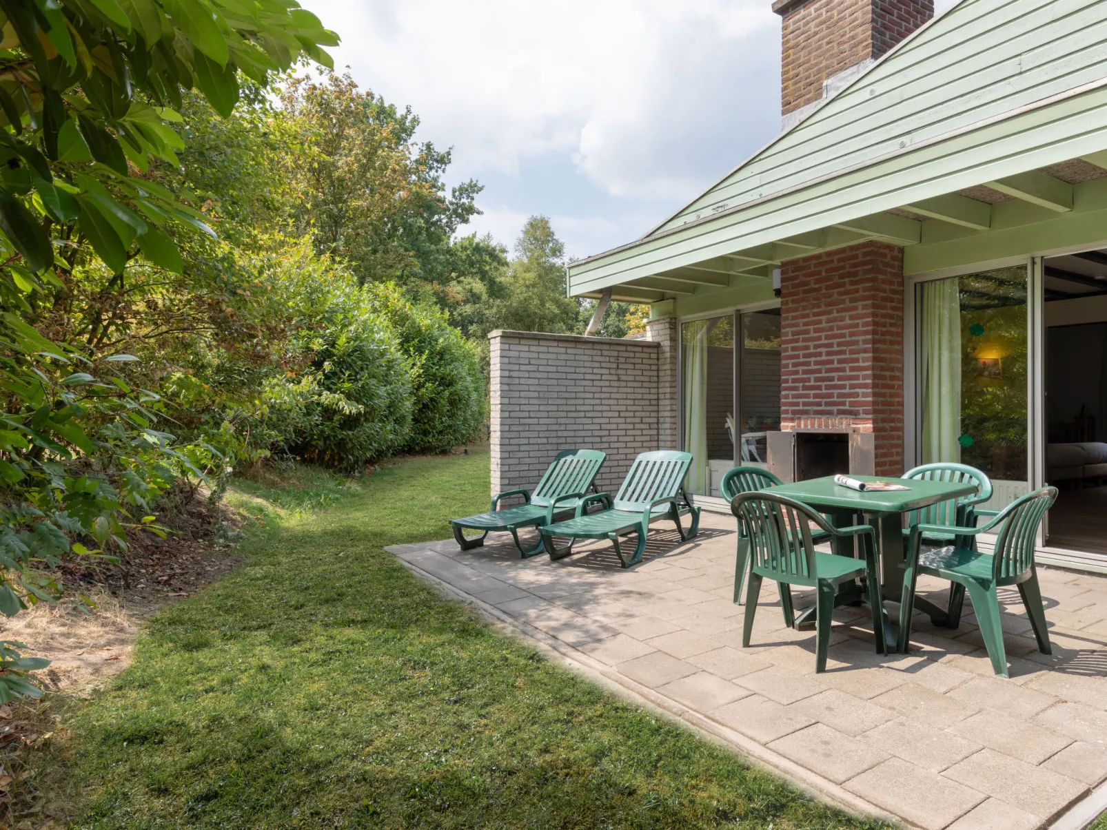 Comfort Cottage-Buiten