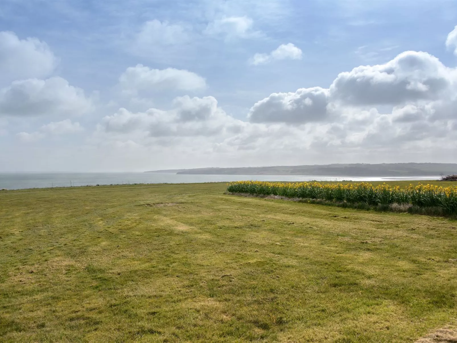 "Rajna" - 95m to the inlet-Buiten
